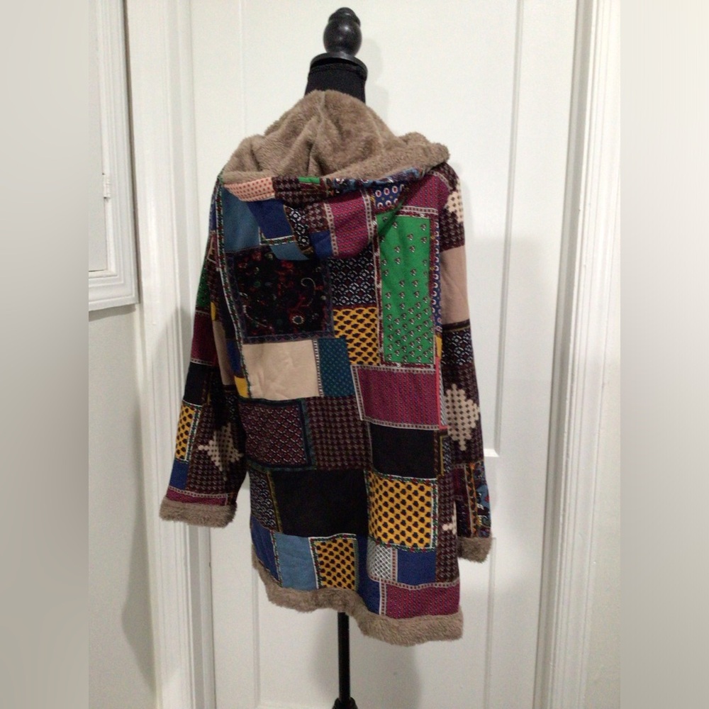 Multi color patch pattern fur jacket - Picture 3 of 7